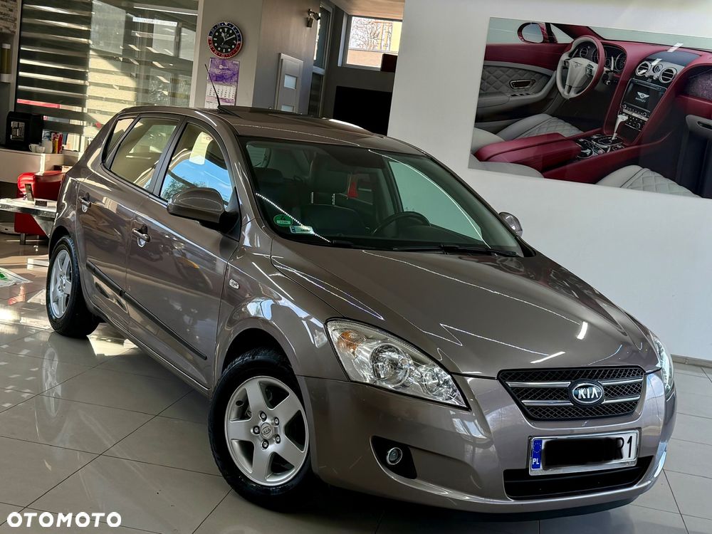 Kia Ceed 1.6 CVVT EX - 1