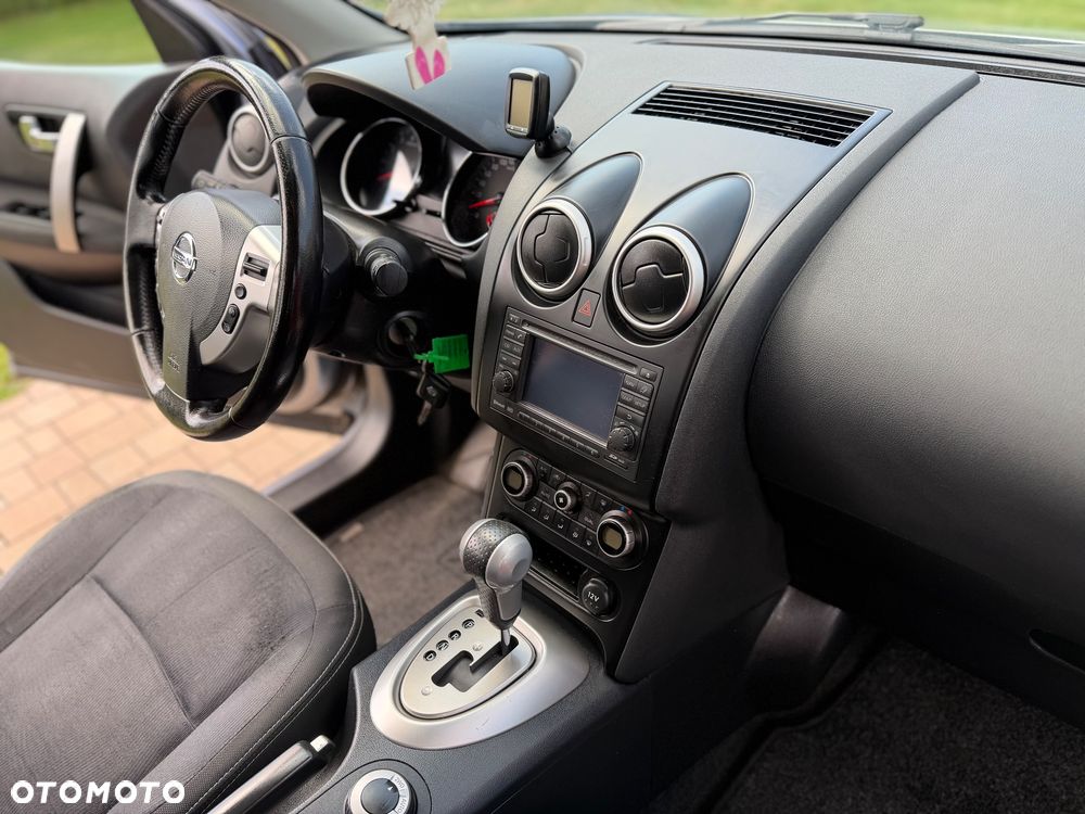 Nissan Qashqai 2.0 4x4 Tekna CVT - 40