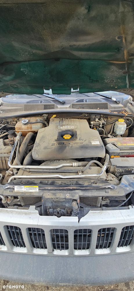 Jeep Cherokee 2.8CRD 120kw 2005r tylko części - 4