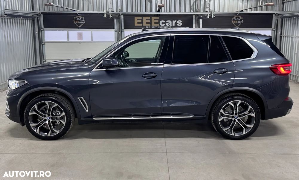 BMW X5 xDrive30d xLine - 37