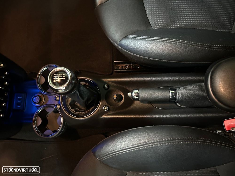 MINI Cabrio Cooper D - 26