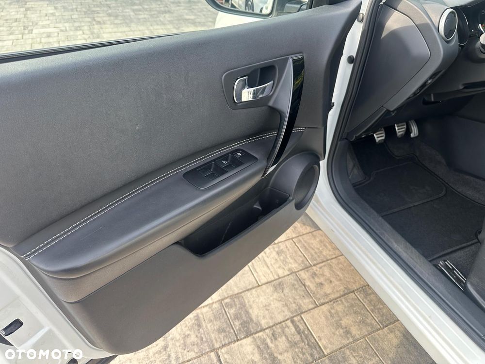 Nissan Qashqai 2.0 Tekna - 33
