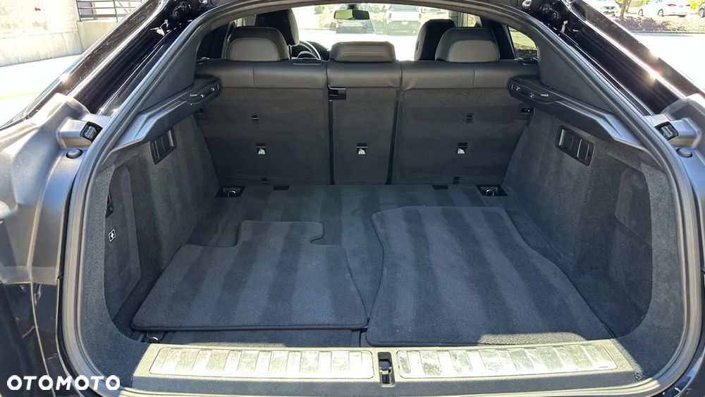 BMW X6 xDrive40i xLine - 32