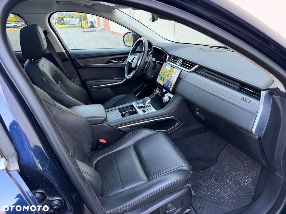 Jaguar F-Pace 2.0 D200 mHEV AWD SE - 17