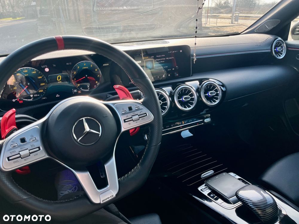 Mercedes-Benz CLA 220 7G-DCT AMG Line - 17