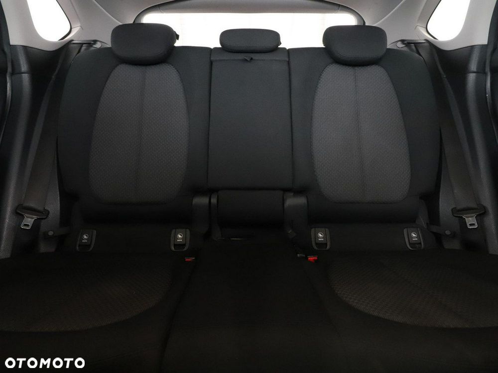 BMW Seria 2 220d xDrive - 19