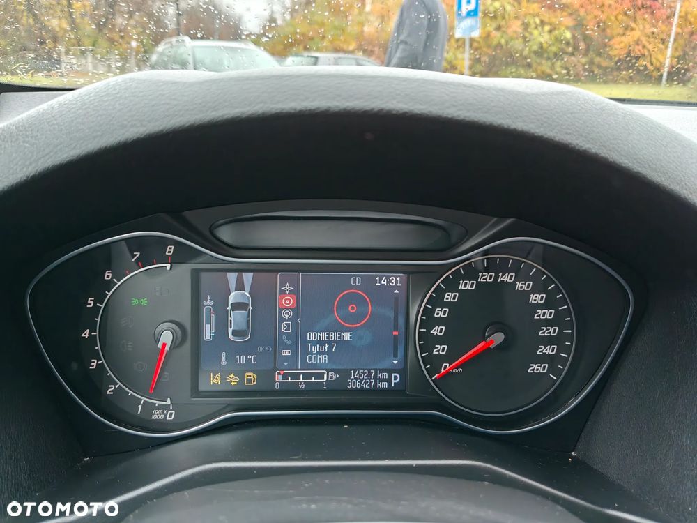 Ford Mondeo 2.0 T Ghia MPS6 - 24