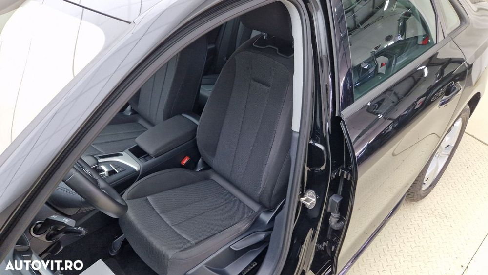 Audi A4 45 TFSI quattro S tronic MHEV Advanced - 12