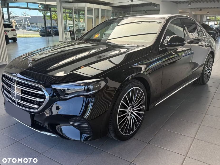 Mercedes-Benz Klasa E 220 d mHEV 4-Matic Exclusive 9G-Tronic - 2