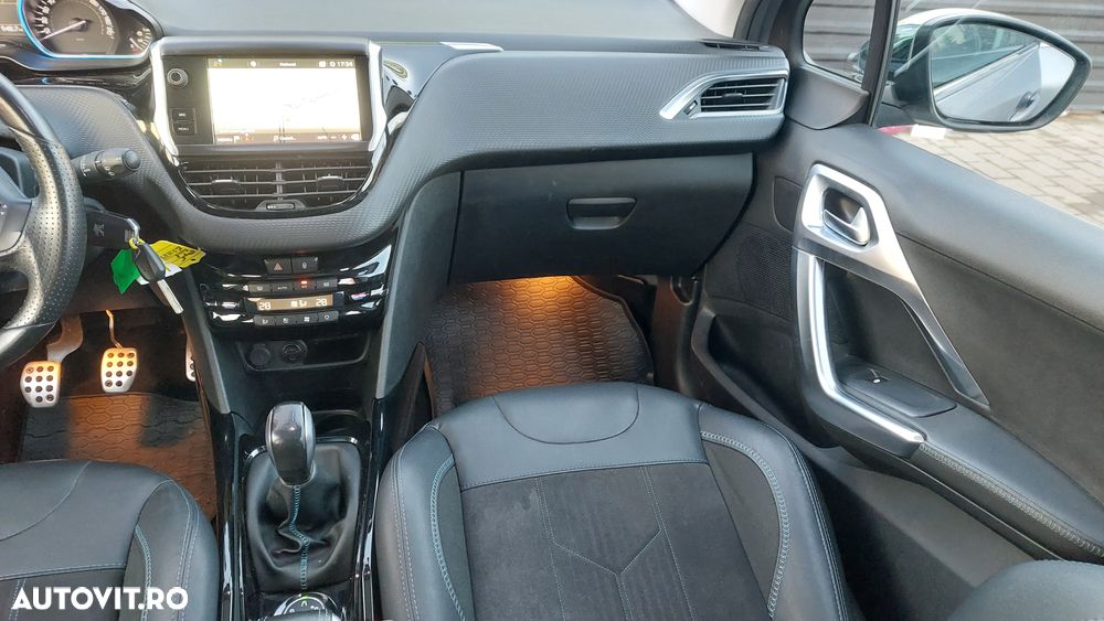 Peugeot 2008 PureTech 110 Stop&Start Crossway - 22