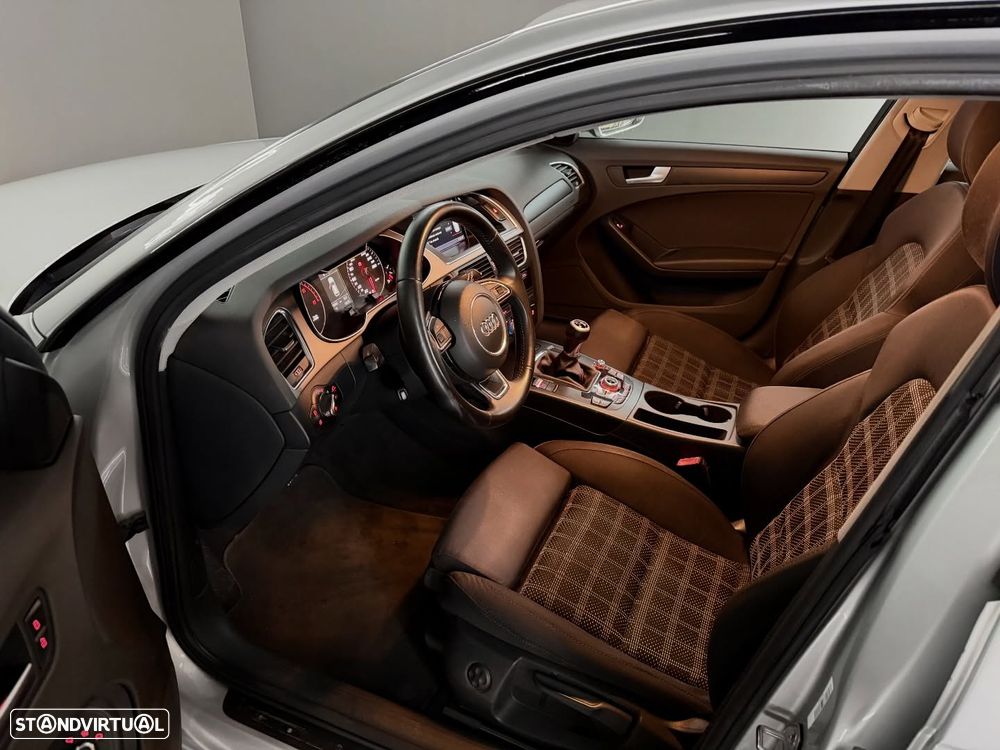 Audi A4 Avant 2.0 TDI DPF S line Sport Pack - 12