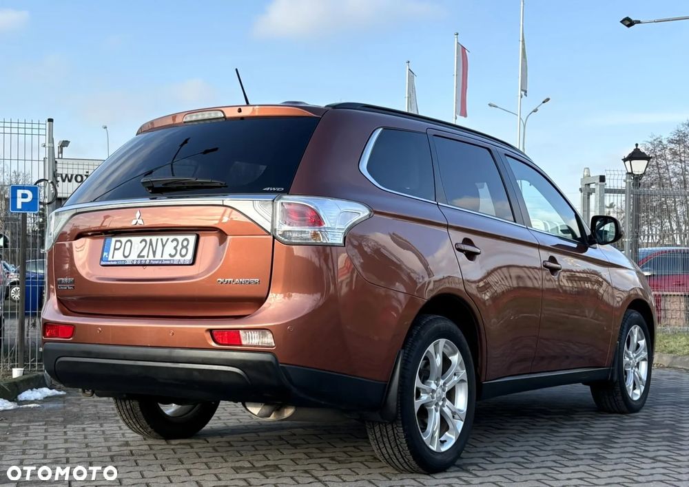 Mitsubishi Outlander 2.0 Intense + CVT - 8