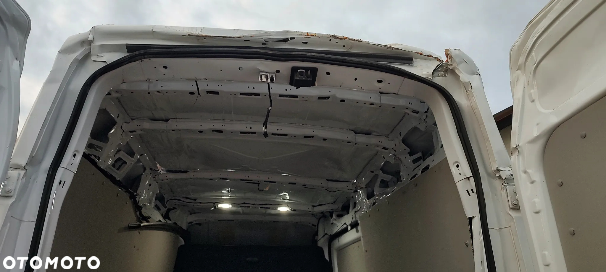 Ford transit - 17