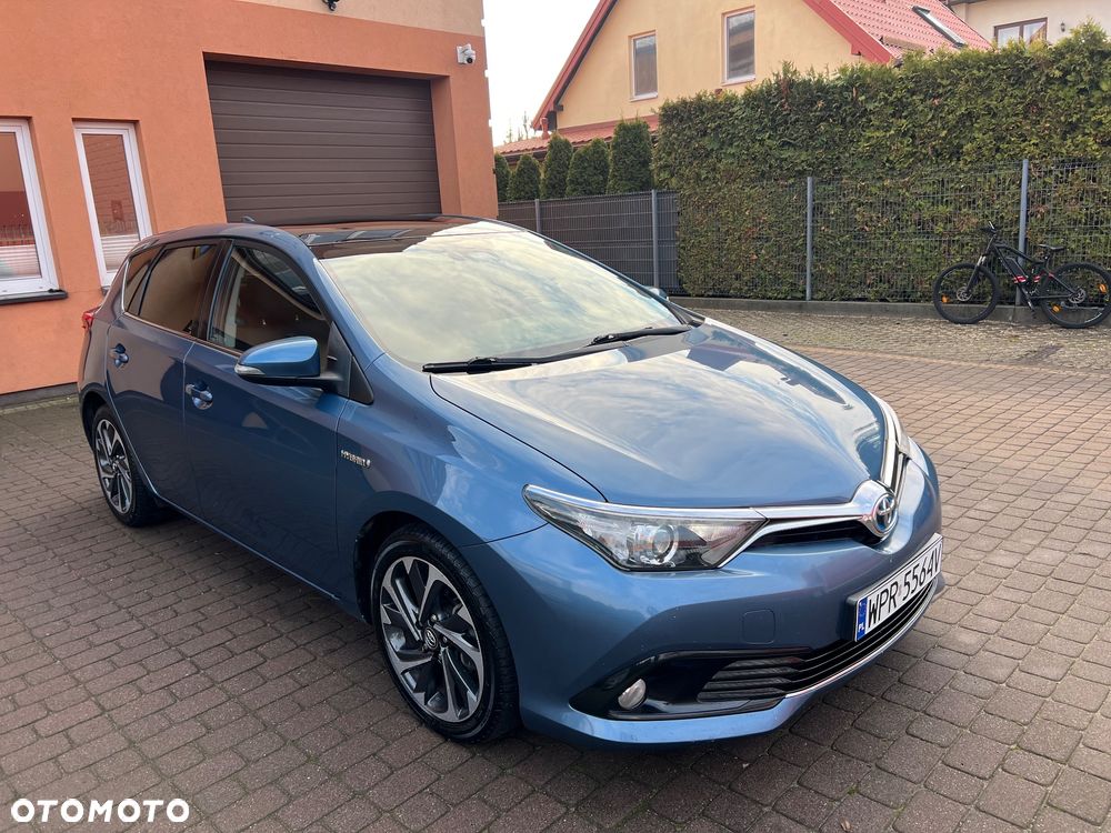 Toyota Auris 1.8 HSD Sol - 3