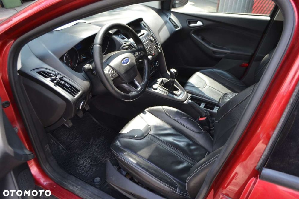 Ford Focus - 10