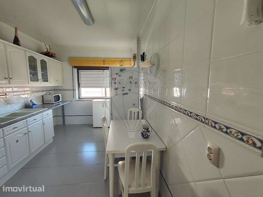 Apartamento T3 para arrendamento - Grande imagem: 2/14