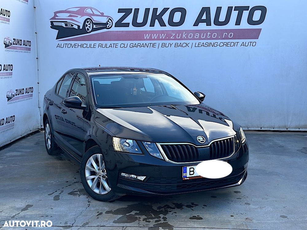 Skoda Octavia 1.6 TDI DSG Style - 1