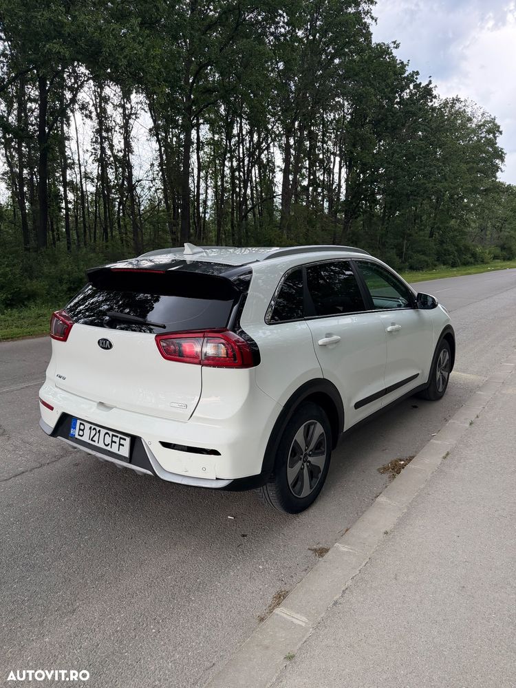 Kia Niro 1.6 GDI 6DCT HEV Comfort - 4