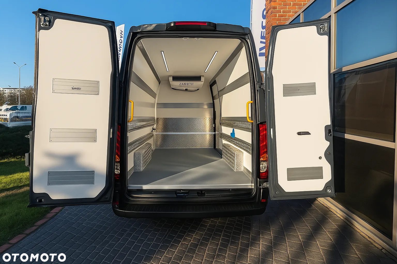 Iveco Daily 35S18V Furgon Izoterma 16m³ - 2