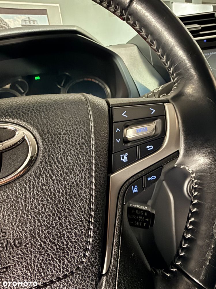 Toyota Land Cruiser 2019