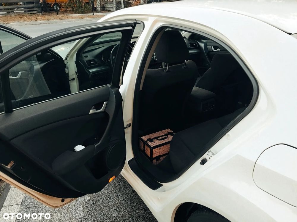 Honda Accord 2.0 Elegance - 12