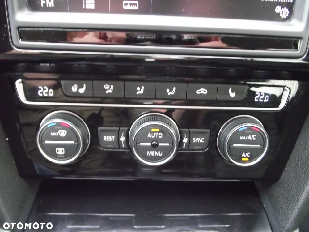 Volkswagen Passat 2.0 TDI BMT Highline DSG - 30