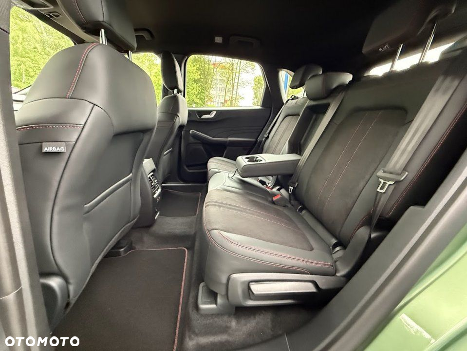 Ford Kuga - 17