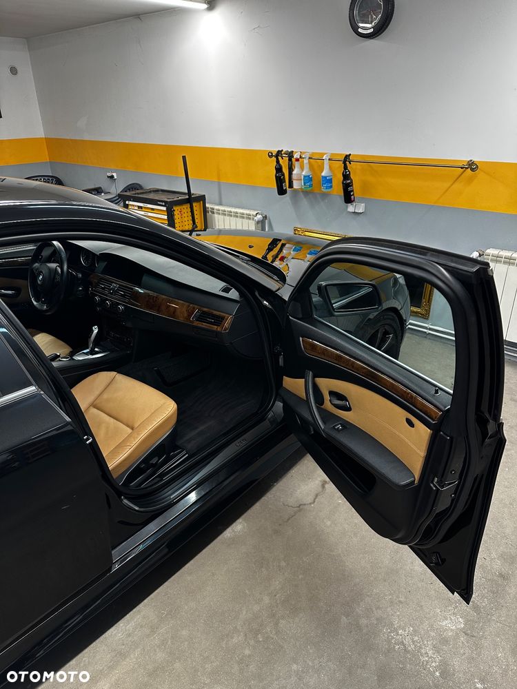 BMW Seria 5 535d Sport-Aut - 16