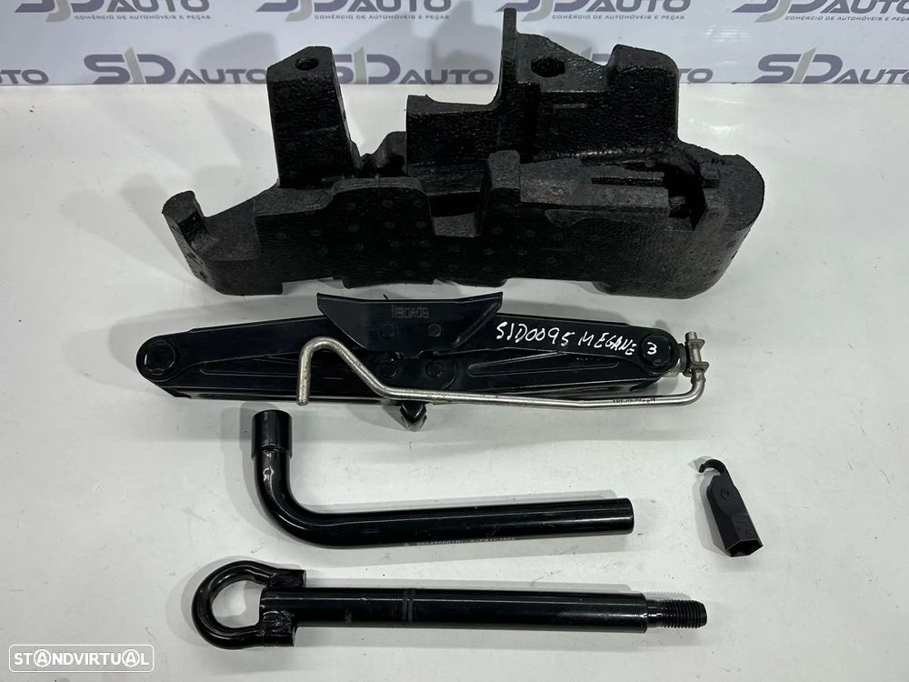 Conjunto / Kit Ferramenta - Renault Megane III (2009) - 2