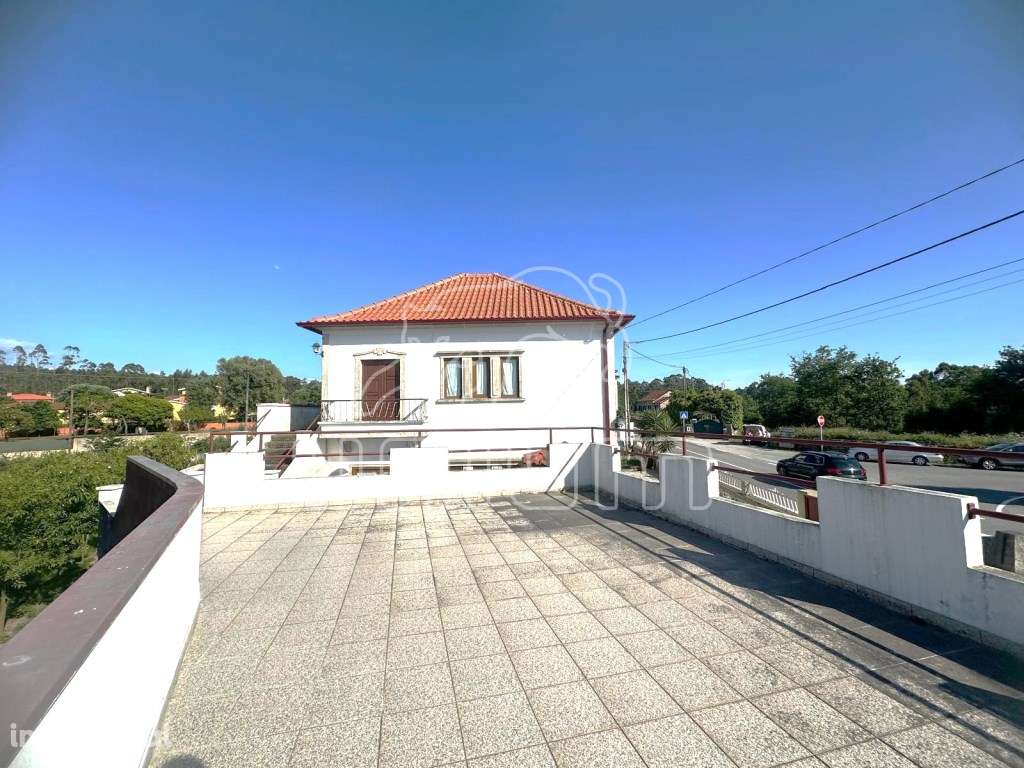 Moradia Isolada em Vila Fria - Grande imagem: 3/17