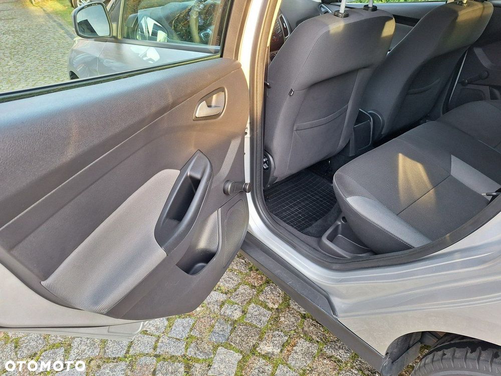 Ford Focus 1.6 TDCi Trend ECOnetic - 19