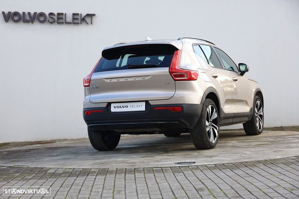 Volvo XC 40 1.5 T2 Plus Dark Auto - 35