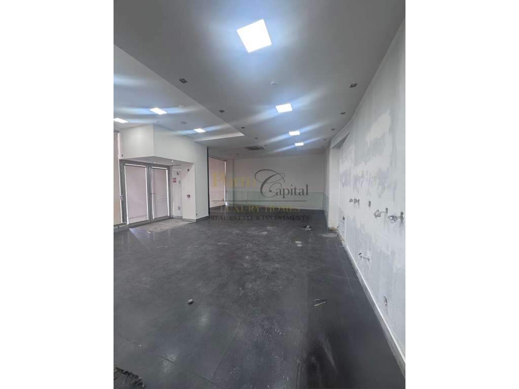 Espaço Comercial para Arrendamento Com 198 m² -Versátil e Pronto a ... - Grande imagem: 3/24