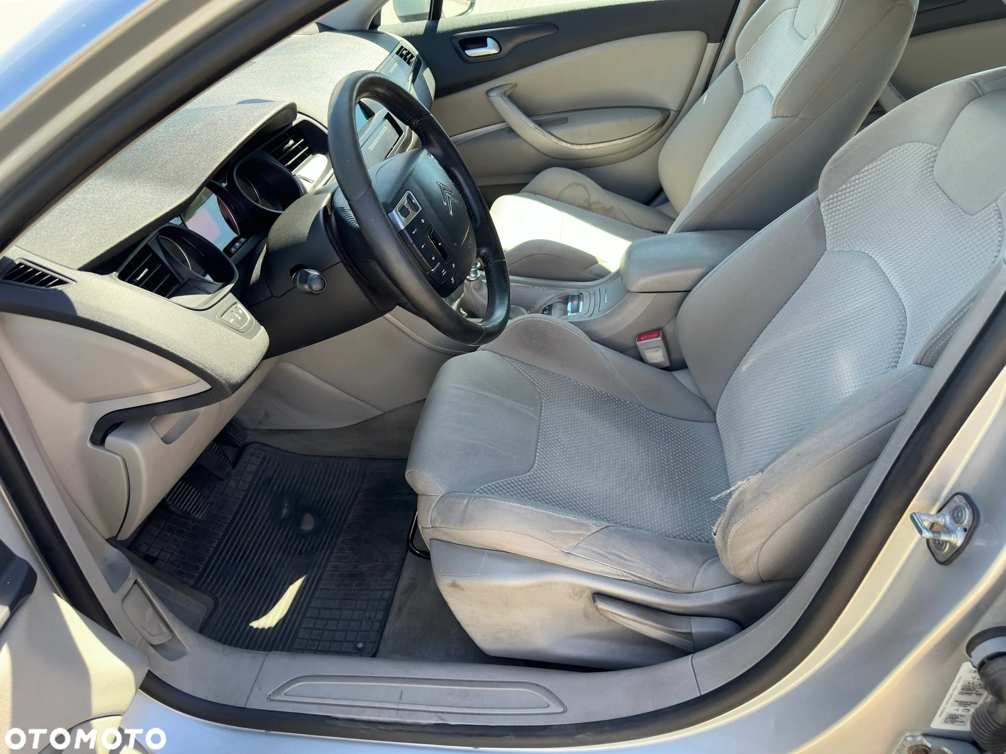 Citroën C5 2.0 HDi Confort - 24
