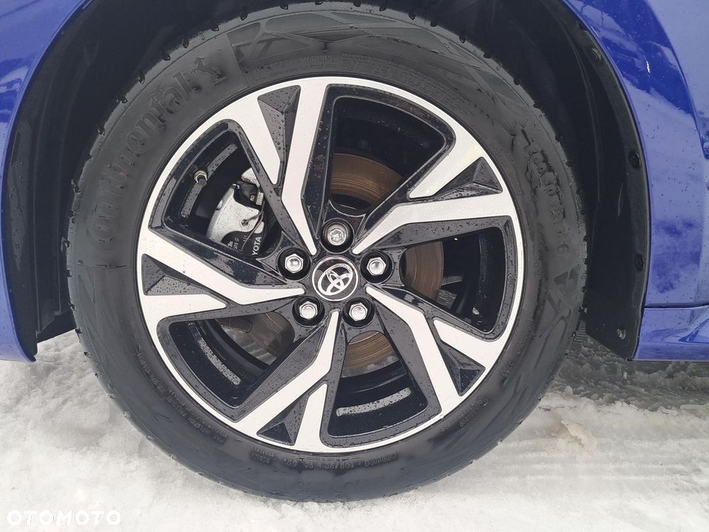 Toyota Yaris Hybrid 1.5 Style - 19