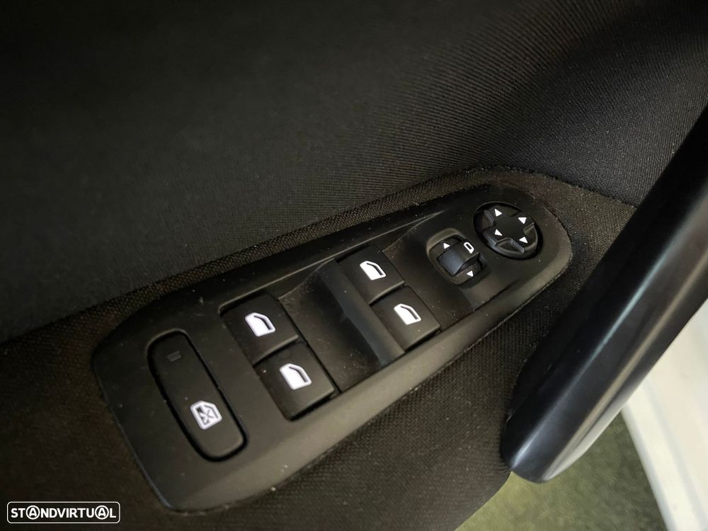 Peugeot 308 1.5 BlueHDi Active - 24