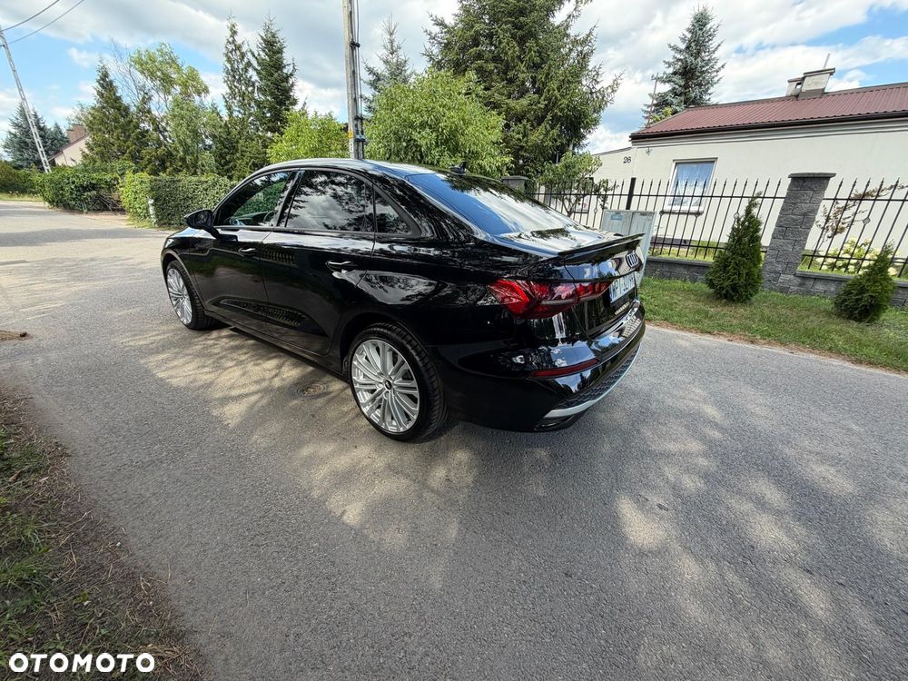 Audi A3 Limousine 35 TFSI S tronic - 4