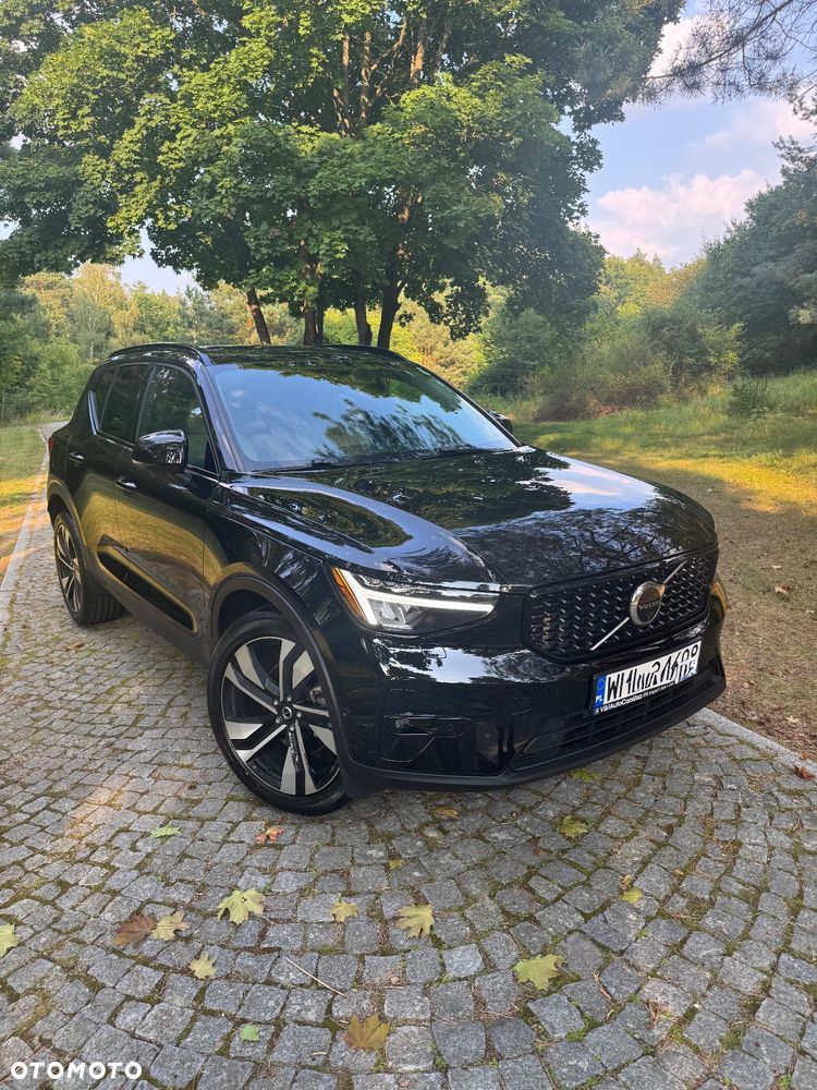Volvo XC 40 B5 AWD Ultimate Dark - 2