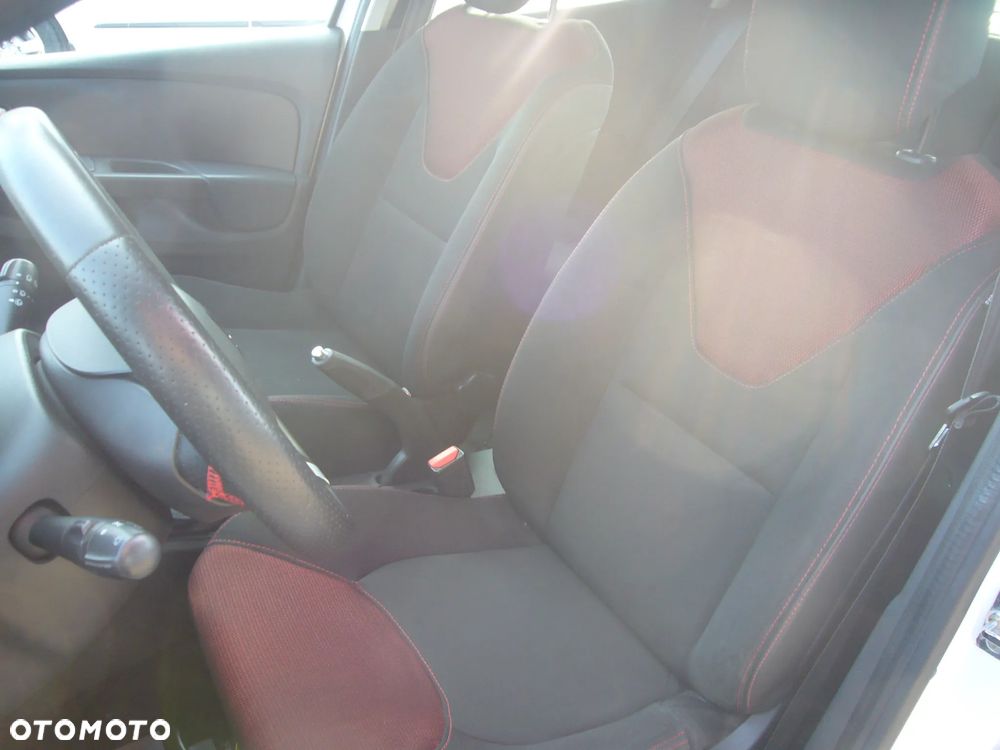 Renault Clio 1.5 dCi Alize - 12