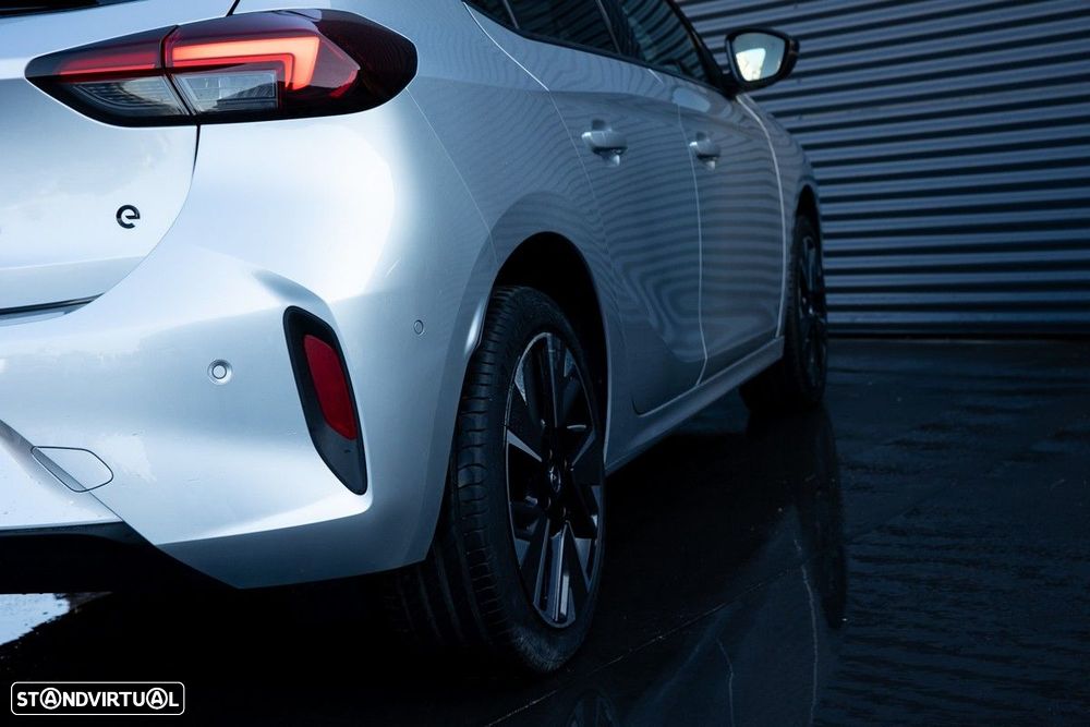 Opel Corsa-e e-GS - 21