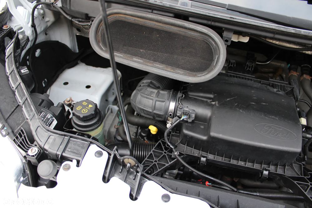 Ford Transit - 24