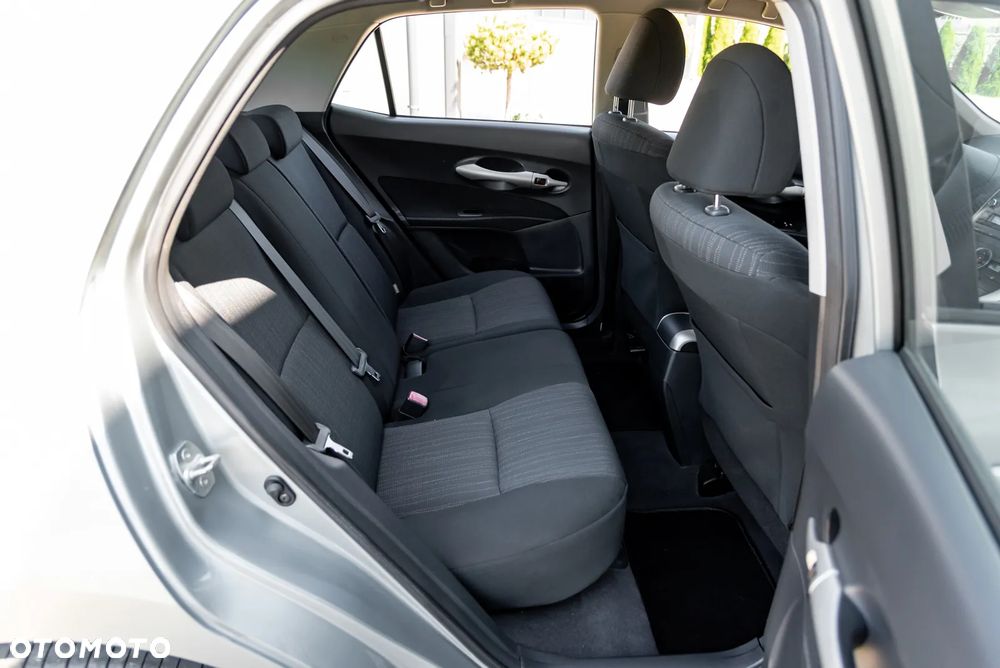 Toyota Auris 1.33 VVT-i Terra - 21