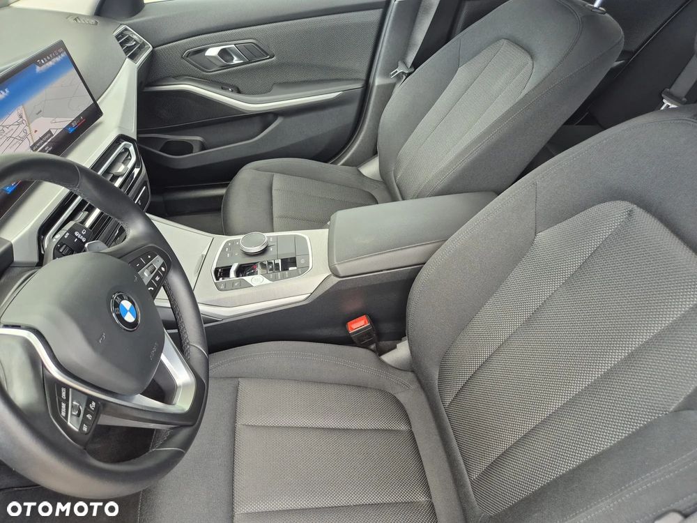 BMW Seria 3 316d MHEV Advantage - 14
