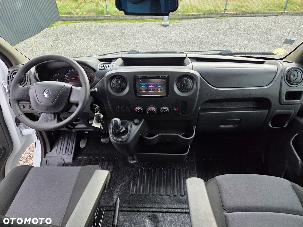 Renault Master - 24