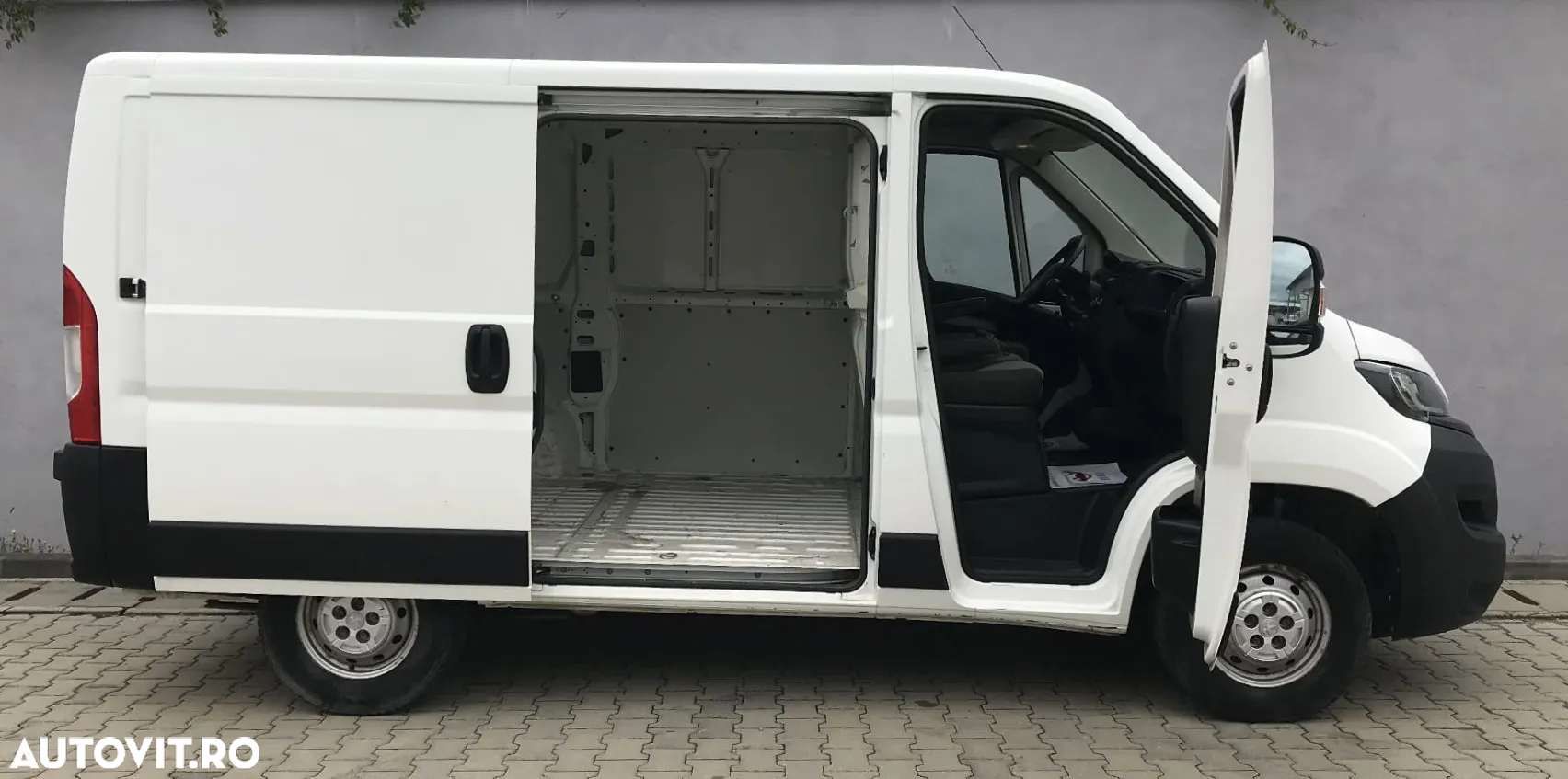 Peugeot Boxer HDi 330 L1H1 S&S Active - 32