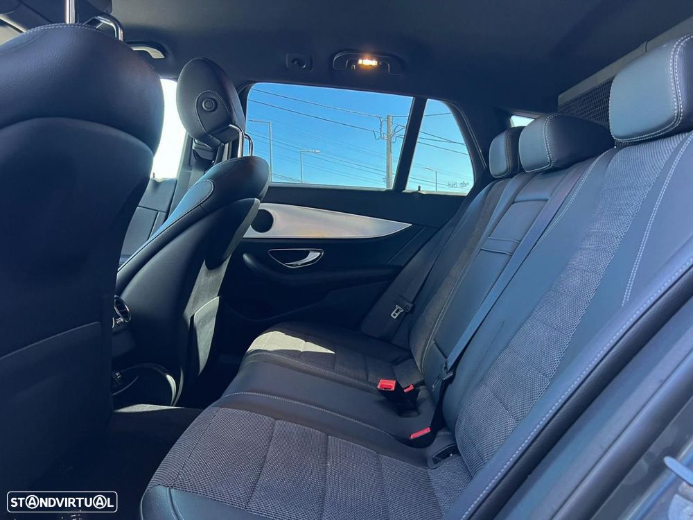 Mercedes-Benz E 220 d 4Matic All-Terrain - 5