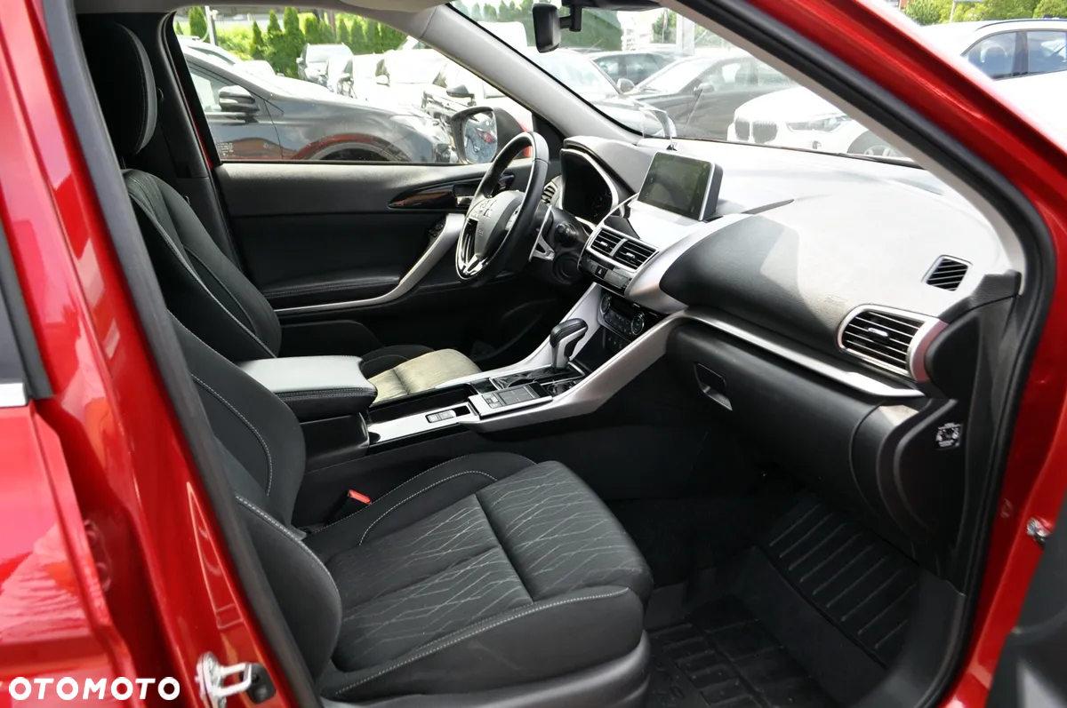Mitsubishi Eclipse Cross 1.5 T Intense Plus CVT - 29
