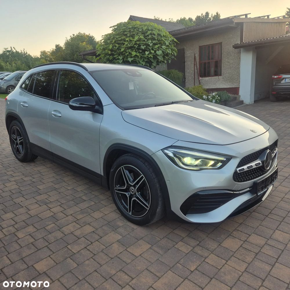 Mercedes-Benz GLA 180 d 8G-DCT AMG Line - 3