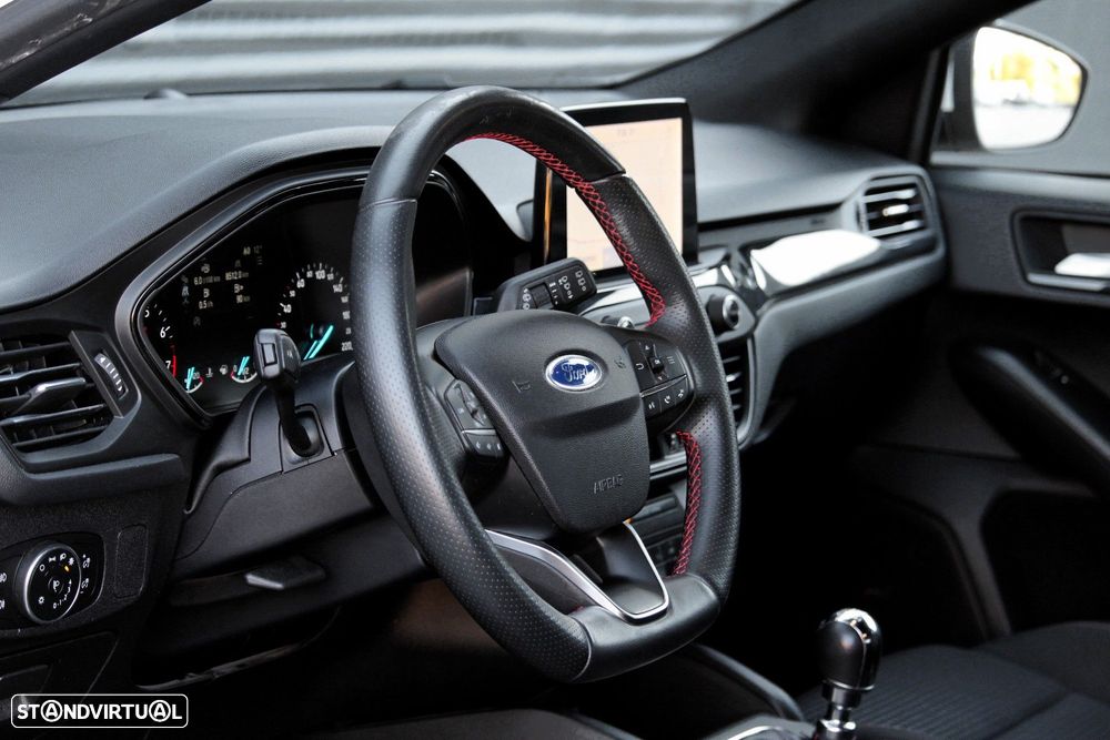 Ford Focus 1.0 EcoBoost ST-Line - 16