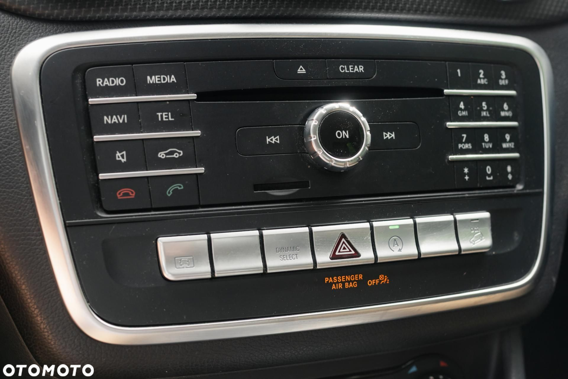 Mercedes-Benz GLA - 24